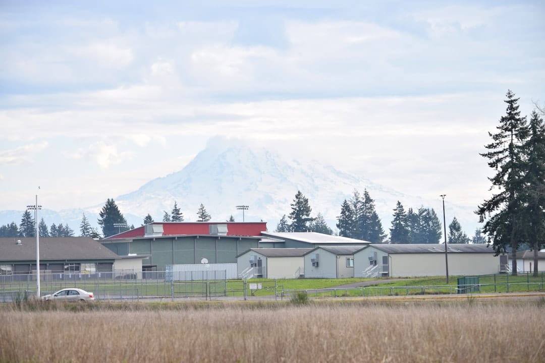 Beyond the Basics: What You Need to Know About Memory Care in the Pacific Northwest